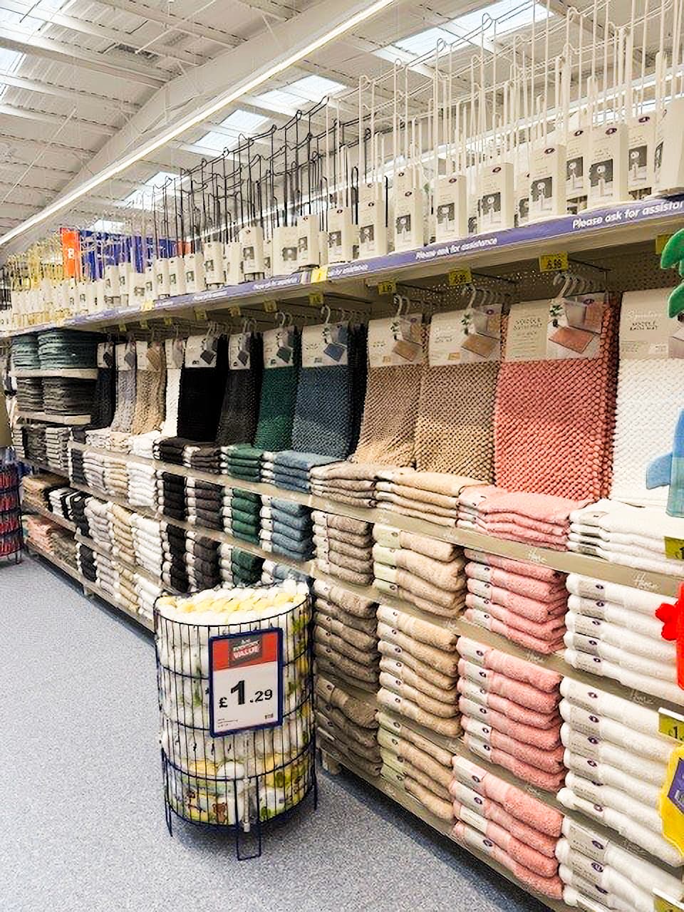 Images B&M Store with Garden Centre