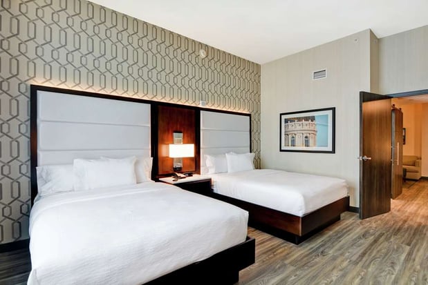 Images Embassy Suites by Hilton Plainfield Indianapolis Airport