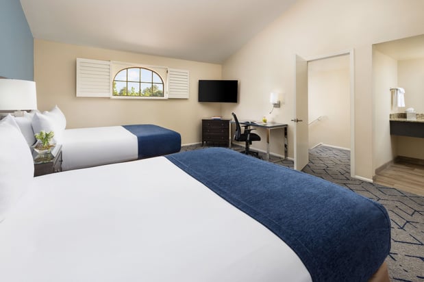 Images Scottsdale Plaza Resort