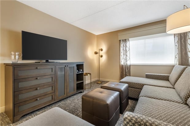 Images Best Western Plus The Normandy Inn & Suites