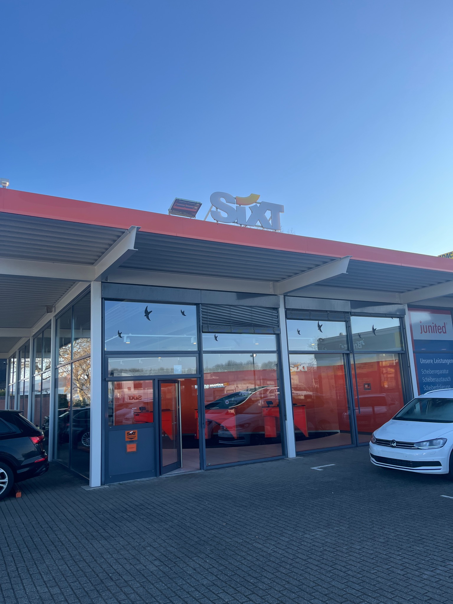 SIXT Autovermietung Mönchengladbach, Lehmkuhlenweg 8 in Mönchengladbach