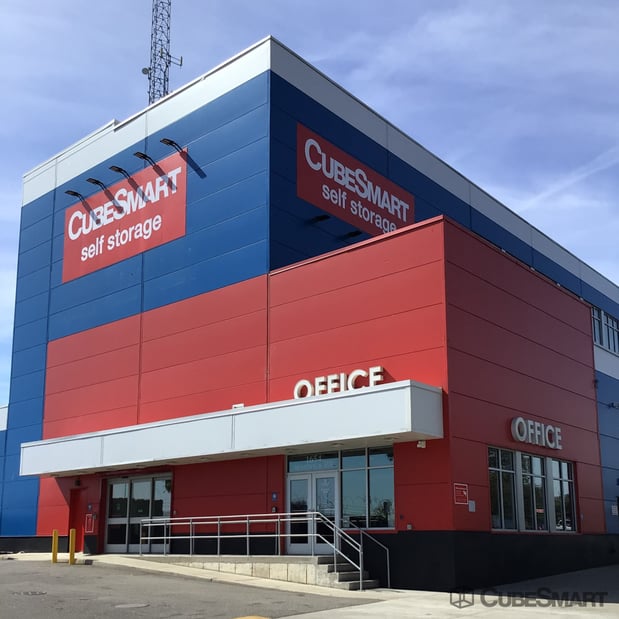 Images CubeSmart Self Storage