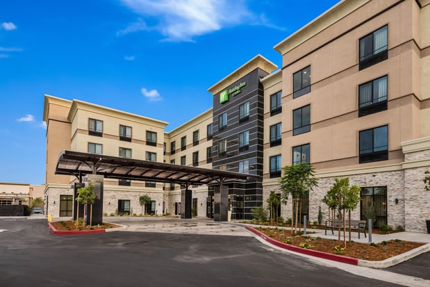 Images Holiday Inn & Suites Silicon Valley - Milpitas by IHG