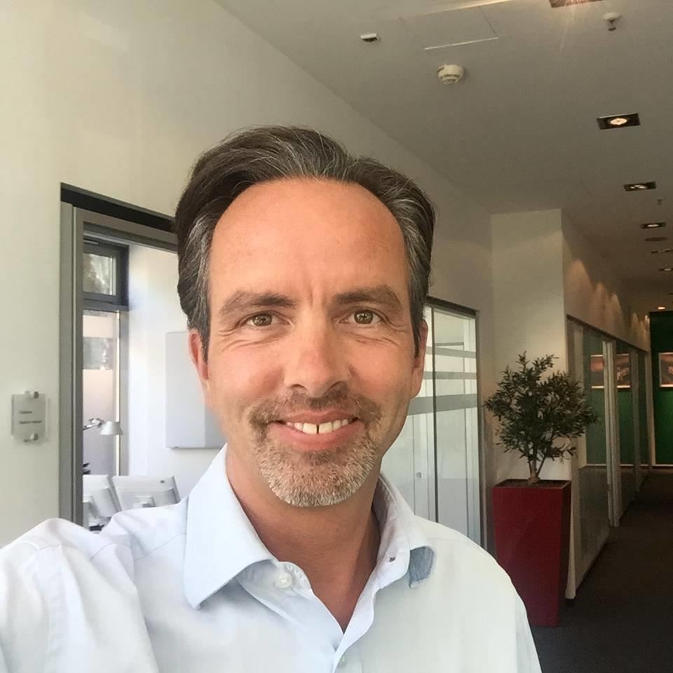 Bild 4 HDI Versicherungen: Stephan Hecker in Leverkusen