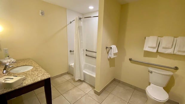 Images Holiday Inn Express & Suites Orlando East-Ucf Area by IHG