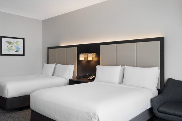 Images Holiday Inn Express & Suites Tampa East - Ybor City by IHG