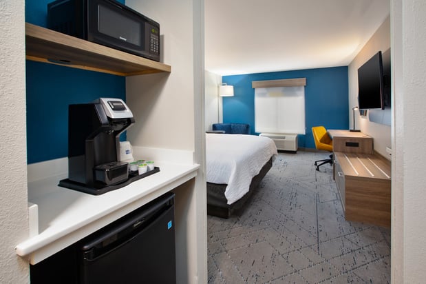 Images Holiday Inn Express & Suites Sumter by IHG