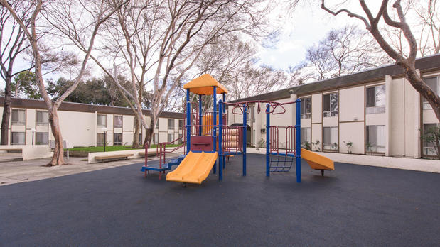 Images Lawrence Road Apartments