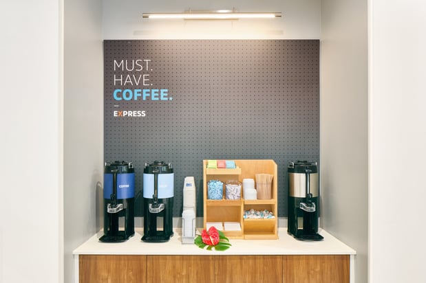 Images Holiday Inn Express Waikiki by IHG