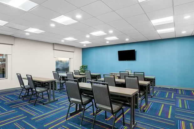 Images Hampton Inn & Suites Charlotte-Airport