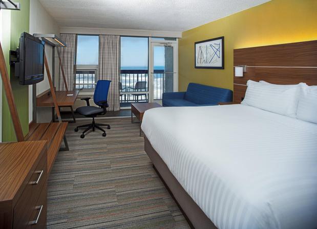 Images Holiday Inn Express Nags Head Oceanfront, an IHG Hotel