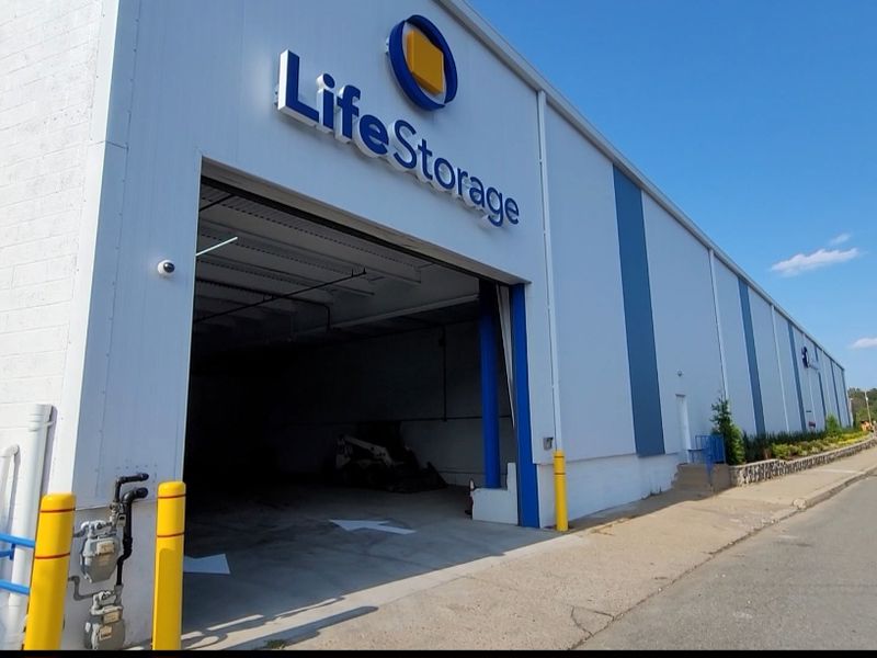 Images Life Storage - Boonton