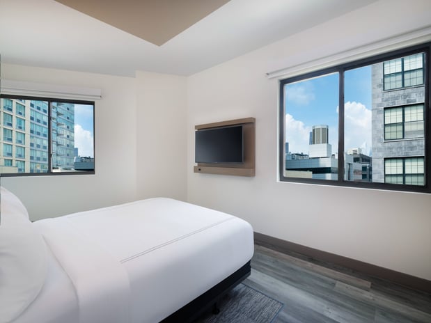 Images Even Hotel Long Island City - New York by IHG