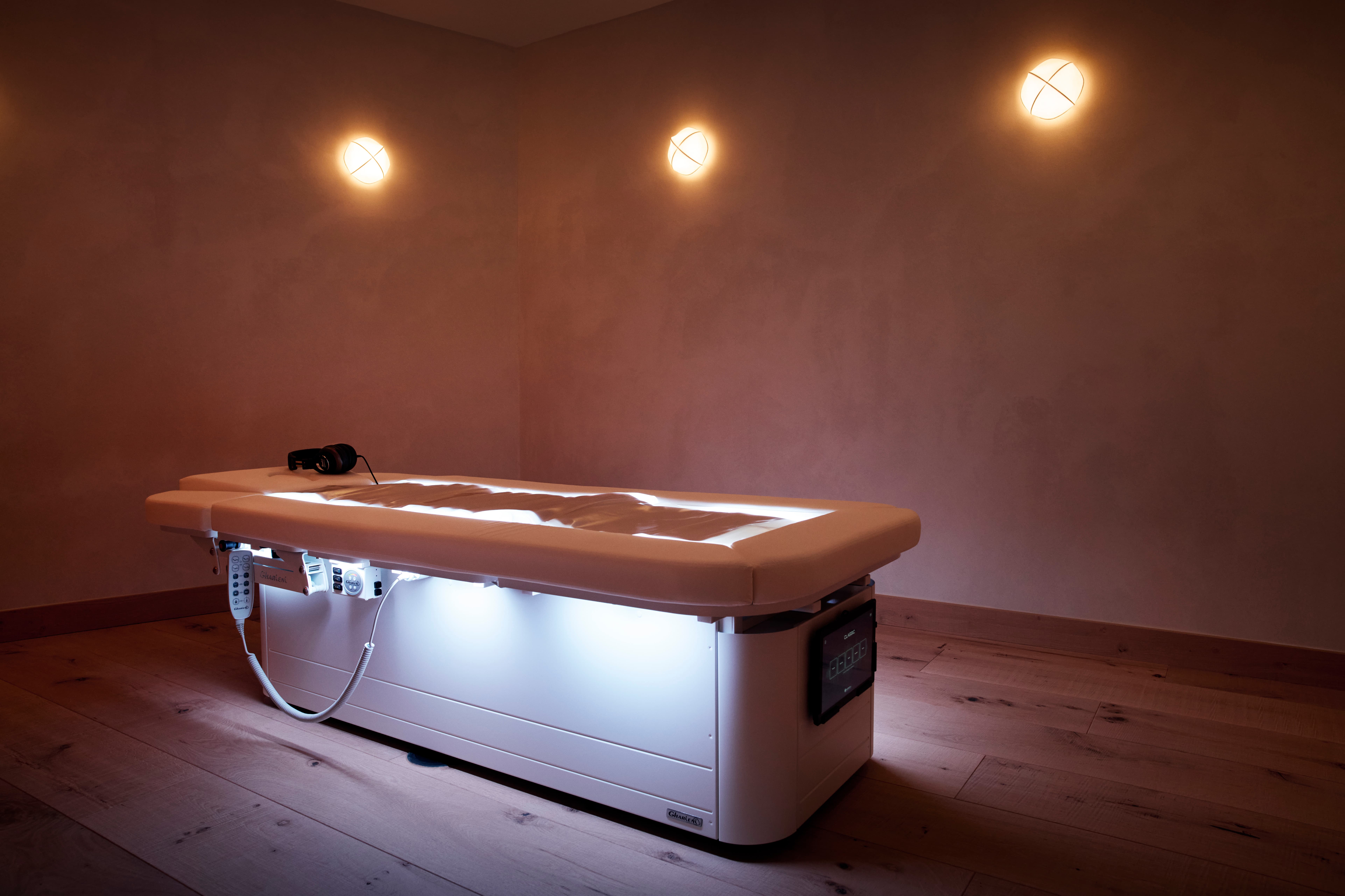 Hydro Therapy Bed 