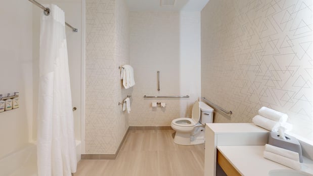 Images Holiday Inn Express & Suites Chicago Schaumburg by IHG