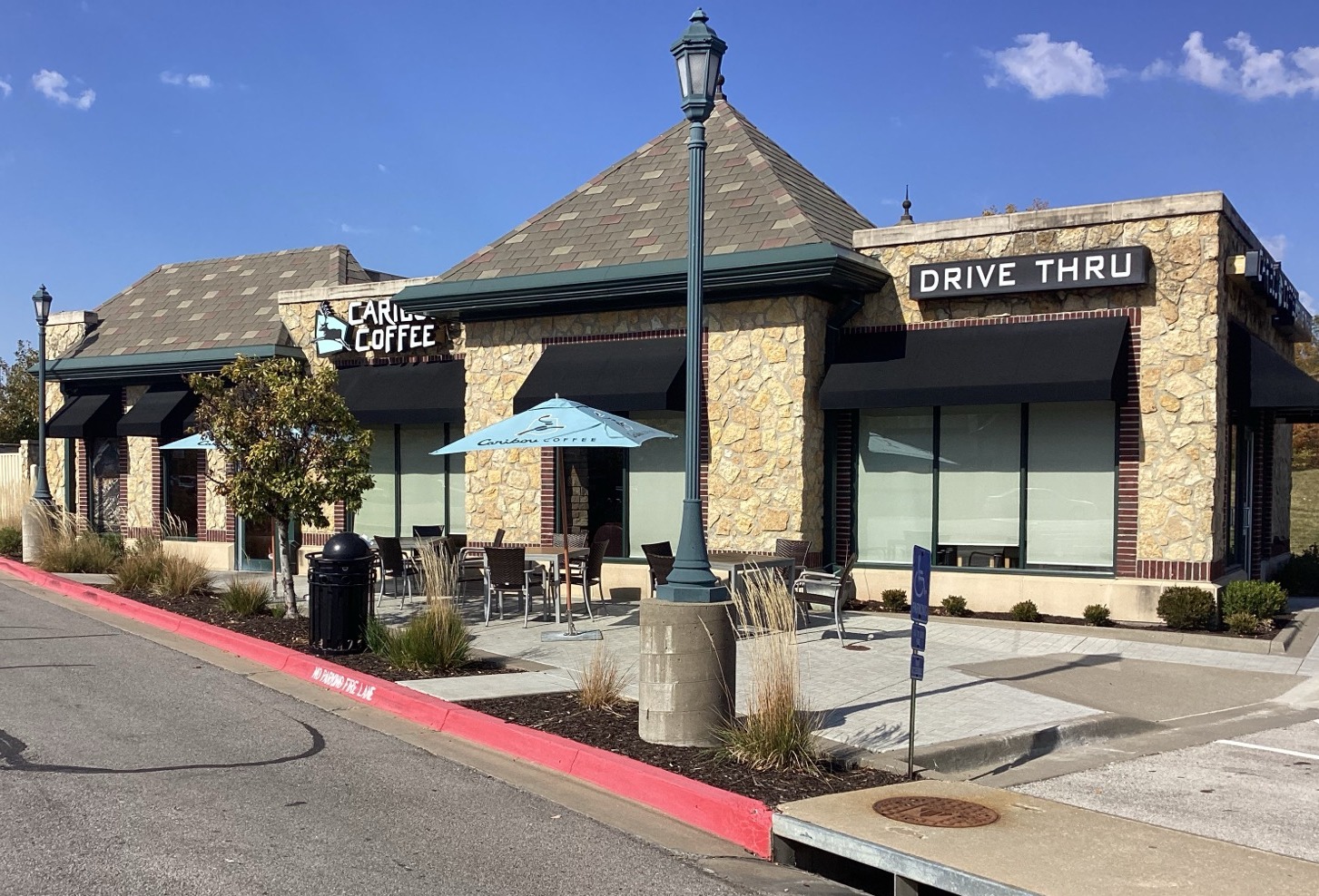 Storefront of the Caribou Coffee at 6370 North Lucerne Avenue in Kansas City