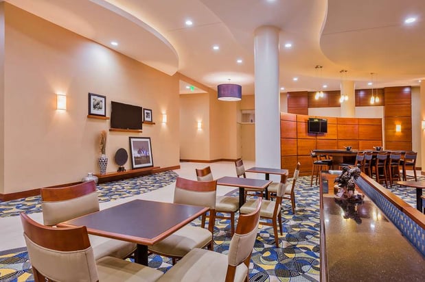 Images Hampton Inn & Suites Downtown Owensboro/Waterfront