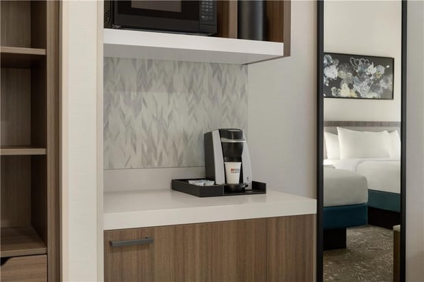 Images Hilton Garden Inn Riverhead