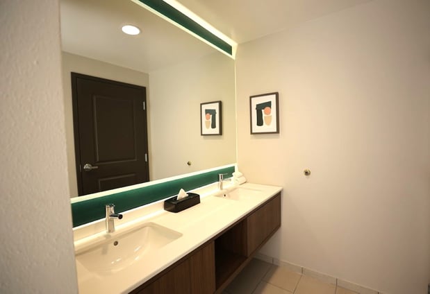Images Holiday Inn St. Louis-Fairview Heights by IHG