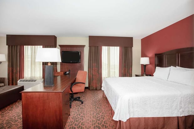 Images Hampton Inn & Suites Denver/South-RidgeGate