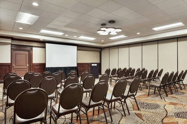Images Embassy Suites by Hilton Santa Ana Orange County Airport