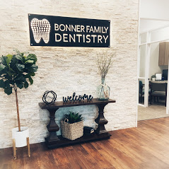 Lobby of Bonner Family Dentistry | Dumas, TX