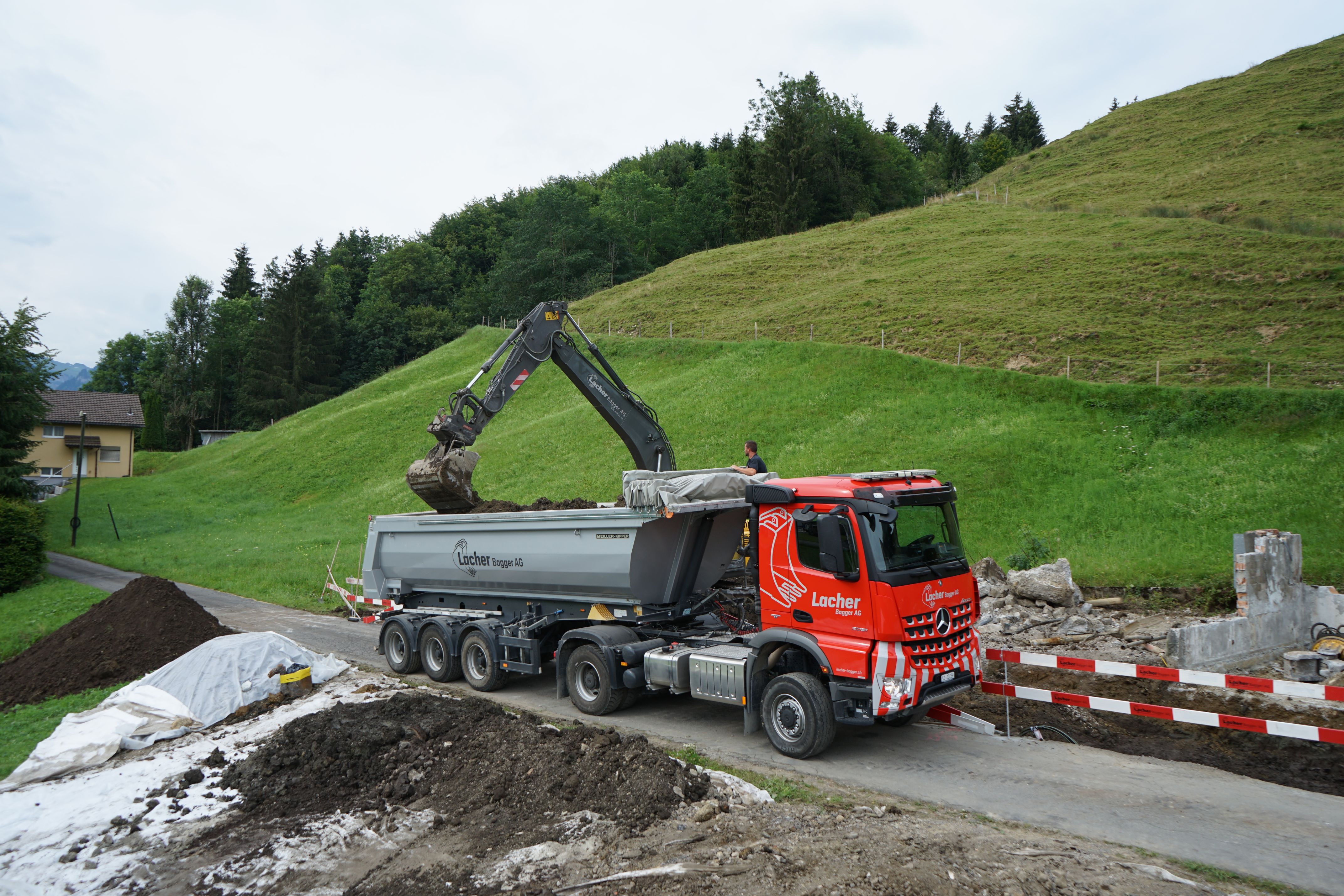 Bilder Lacher Bagger AG