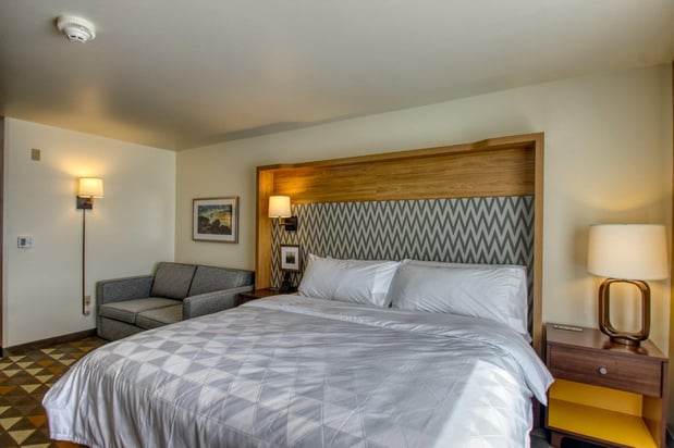 Images Holiday Inn Appleton by IHG