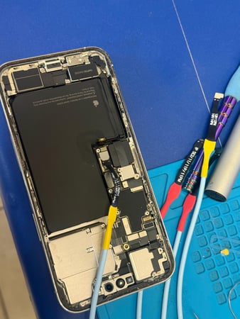 Images Nous Movil by Simple Mobile