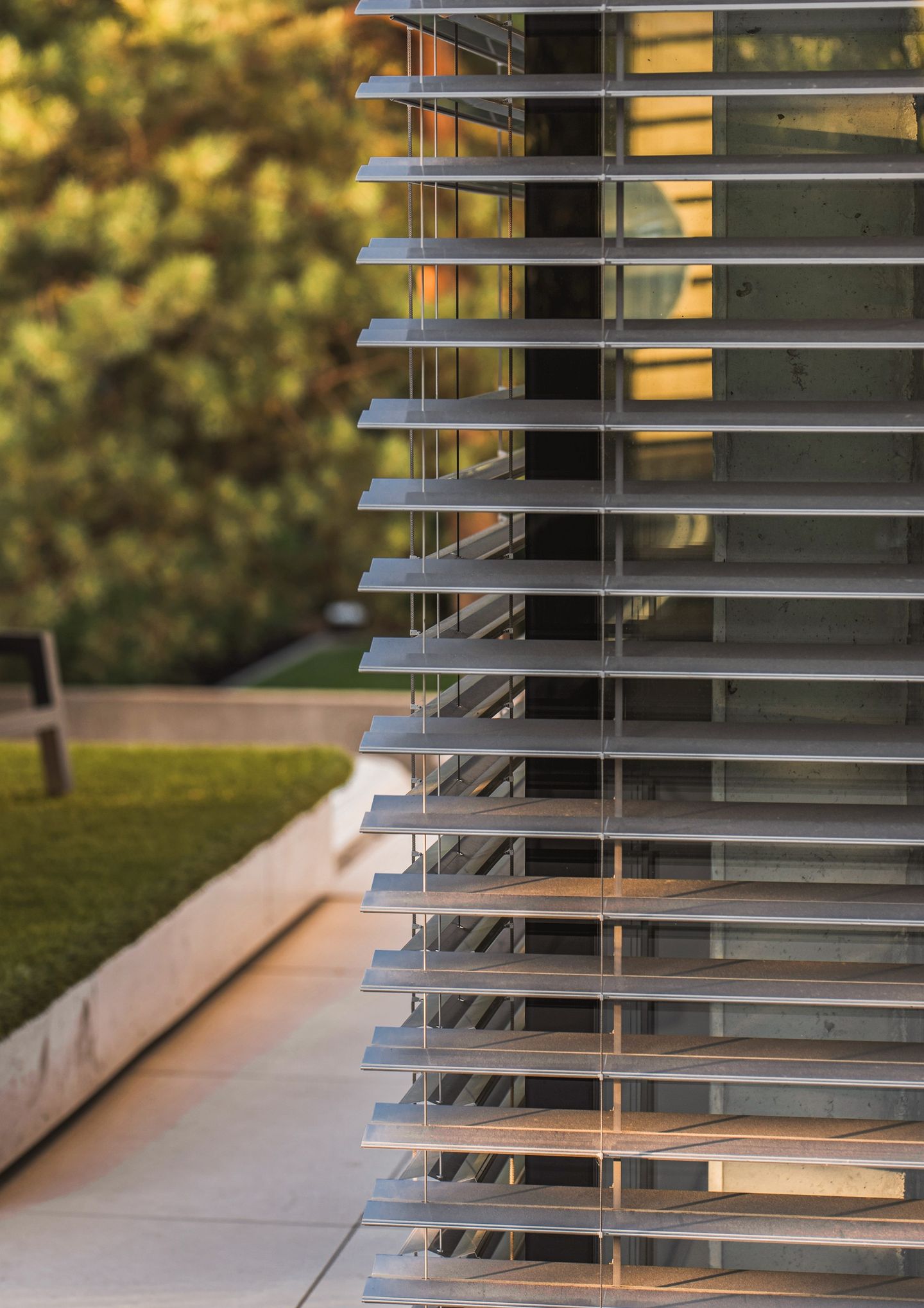 Huss Rollladen- und Sonnenschutztechnik Inhaber Dennis Handel, Weberstraße 5 in Nürtingen