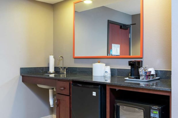 Images Hampton Inn & Suites by Hilton Marshalltown