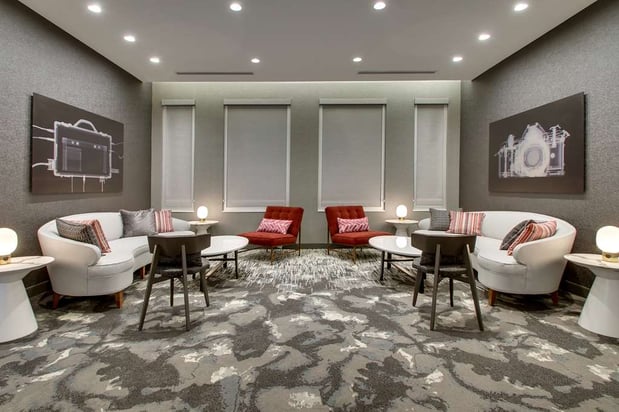 Images The Rose Hotel Chicago O’Hare, Tapestry Collection by Hilton