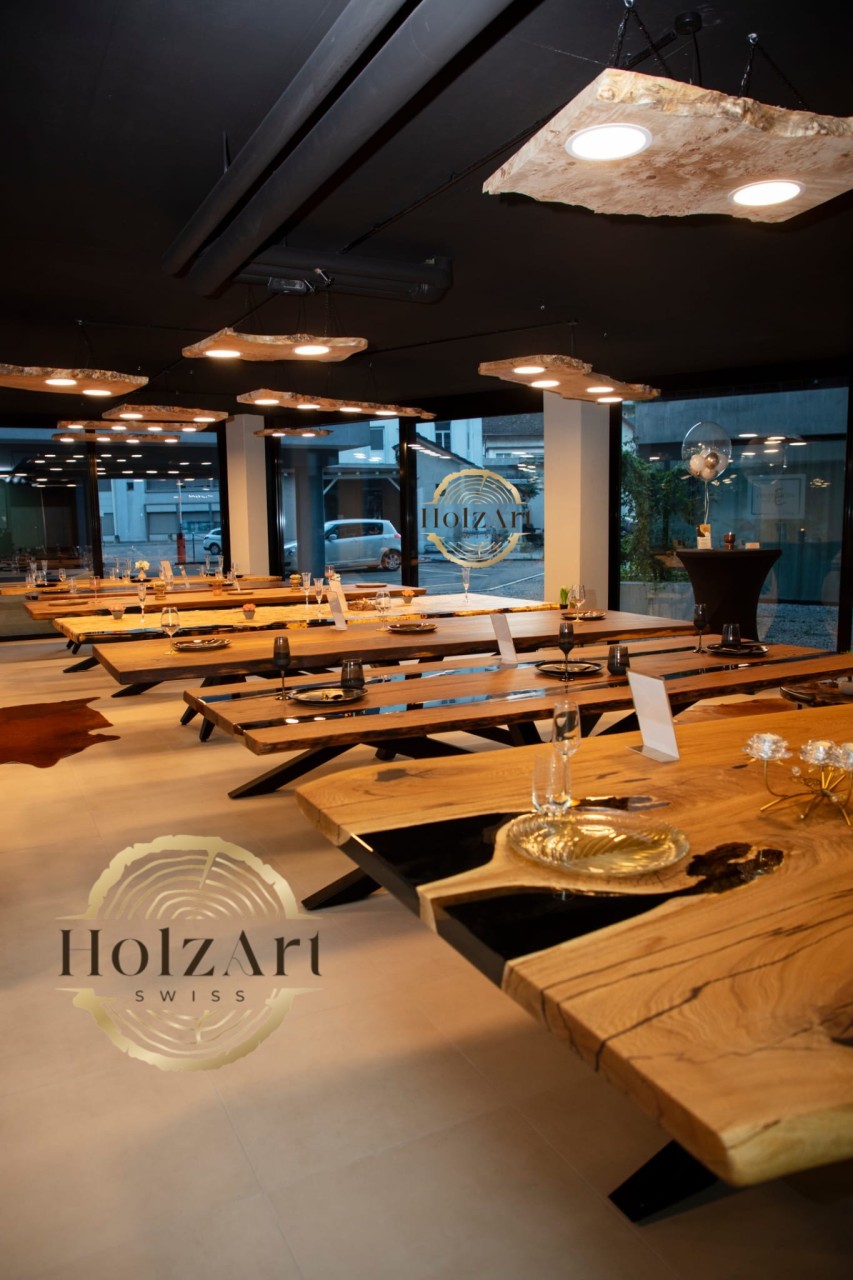 Bilder HolzArt Swiss - handgefertigte Holzmöbel (Tische, Stühle & mehr)