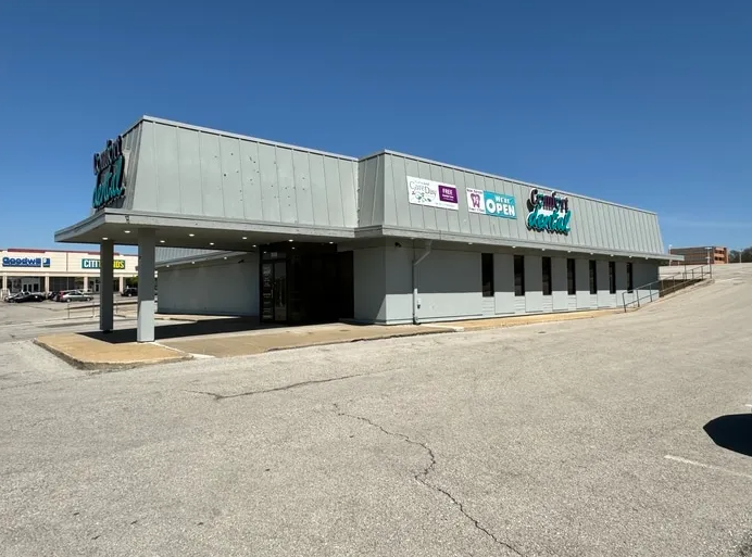 Comfort Dental - Raytown Image