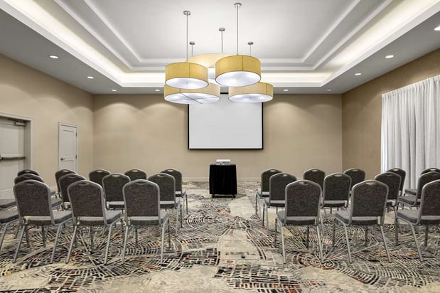 Images Embassy Suites by Hilton Newark Airport