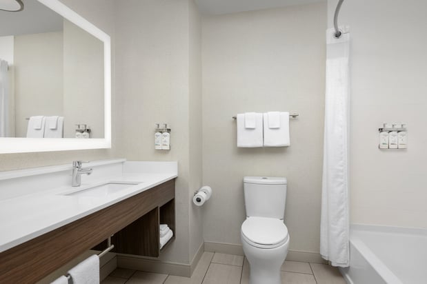 Images Holiday Inn Express Knoxville-Strawberry Plains by IHG