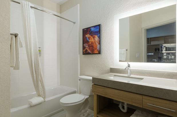Images Candlewood Suites San Antonio - Schertz by IHG