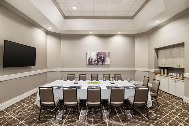 Images Embassy Suites by Hilton Phoenix Downtown North