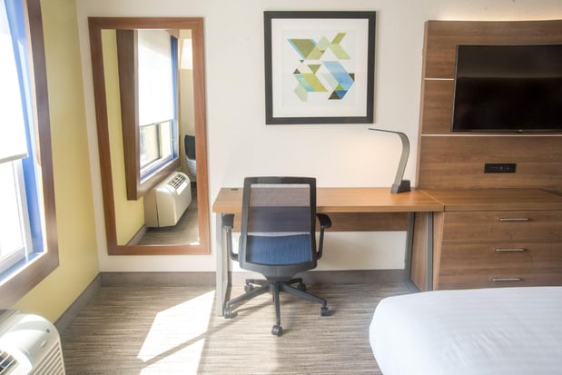 Images Holiday Inn Express Easton by IHG