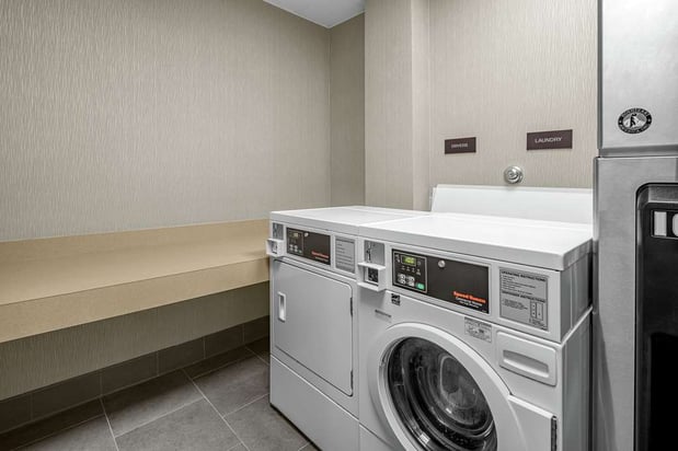 Images Hilton Garden Inn Wilmington Mayfaire Town Center