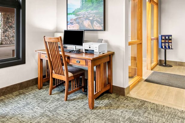 Images Heartland Inn & Suites, SureStay Collection by Best Western