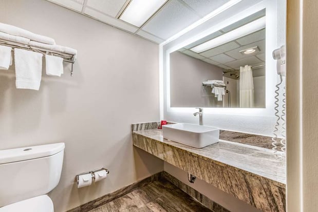 Images SureStay Plus by Best Western McGuire AFB Jackson