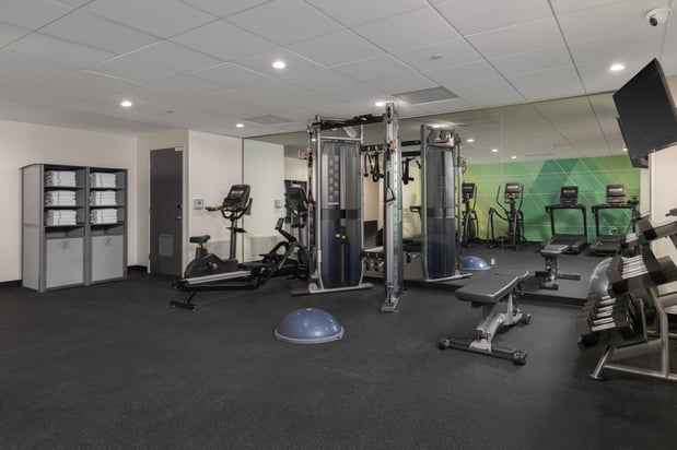 Images Holiday Inn & Suites Monterey Park - Los Angeles by IHG