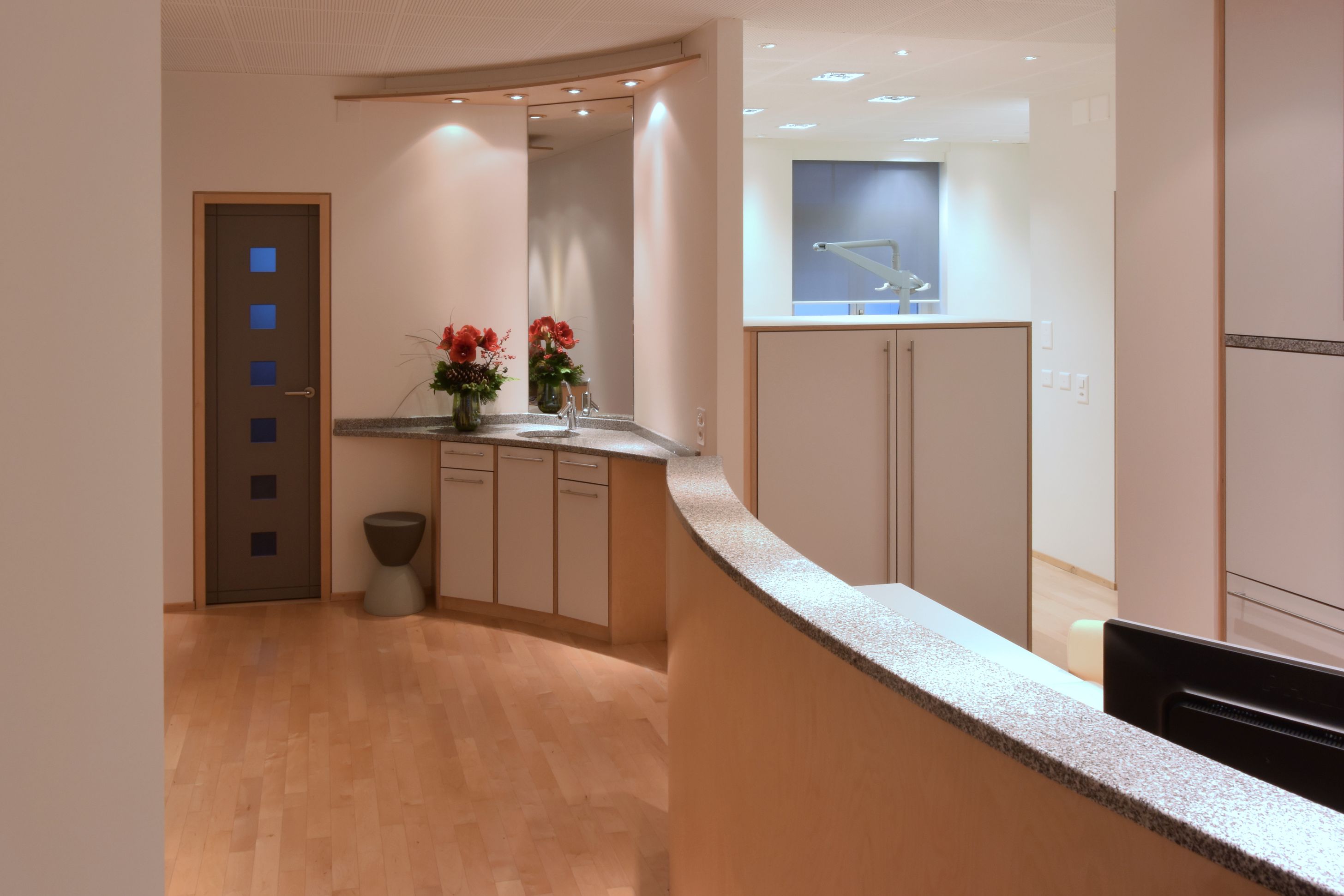 Bilder Dr. med. dent. Rutz Gordian