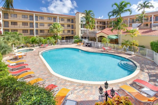 Images Holiday Inn & Suites Boca Raton - North by IHG