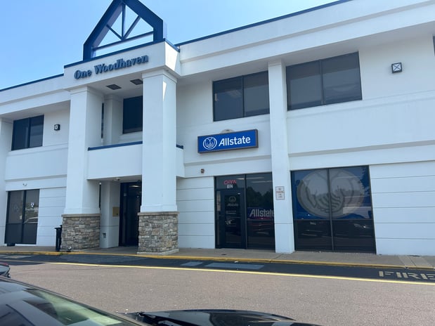 Images Daniel Fossile: Allstate Insurance