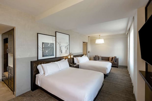 Images Hotel Fort Des Moines, Curio Collection by Hilton