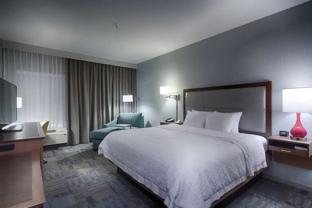 Images Hampton Inn Salina