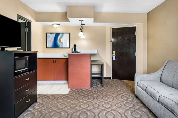Images Best Western Okemos/East Lansing Hotel & Suites