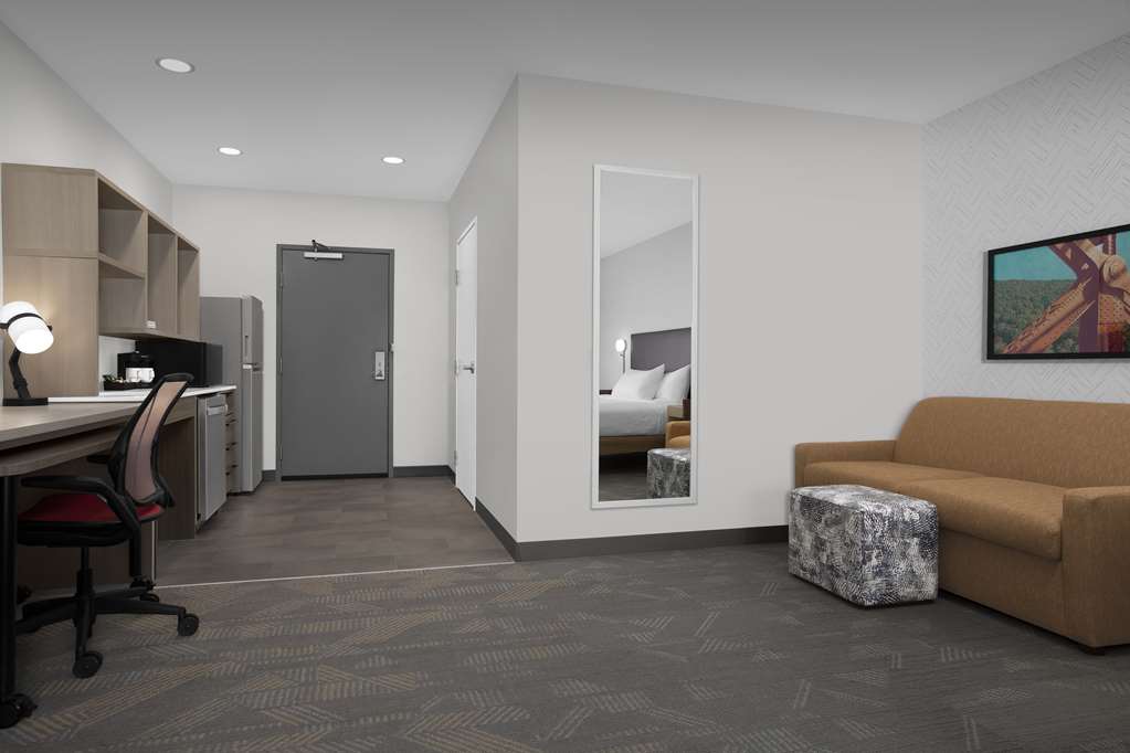 Guest room